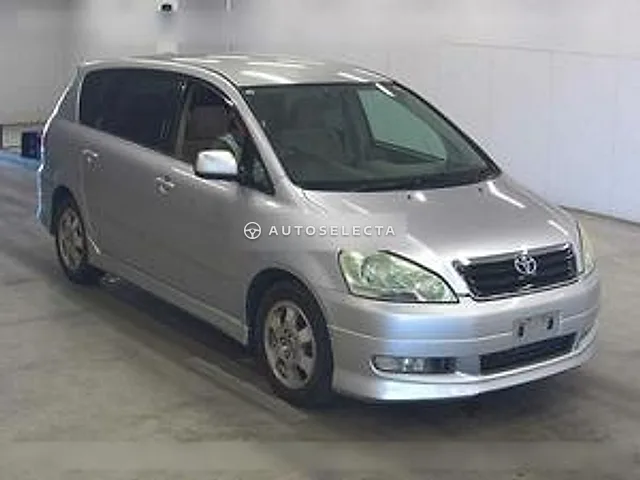 Toyota Ipsum 2003, auction grade R