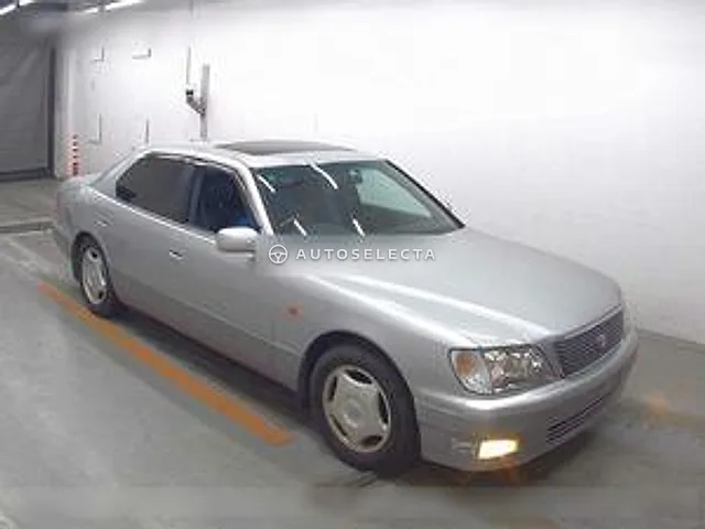 Toyota Celsior 1999, auction grade 3.5