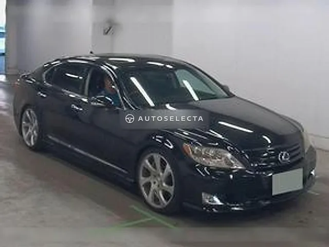 Lexus LS 2010, auction grade 3.5