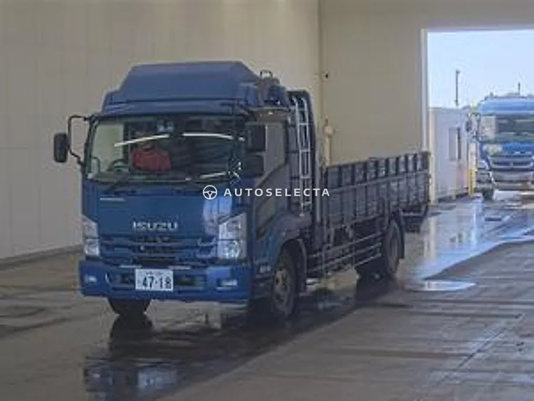 Isuzu Forward 2015, photo 1 of 1