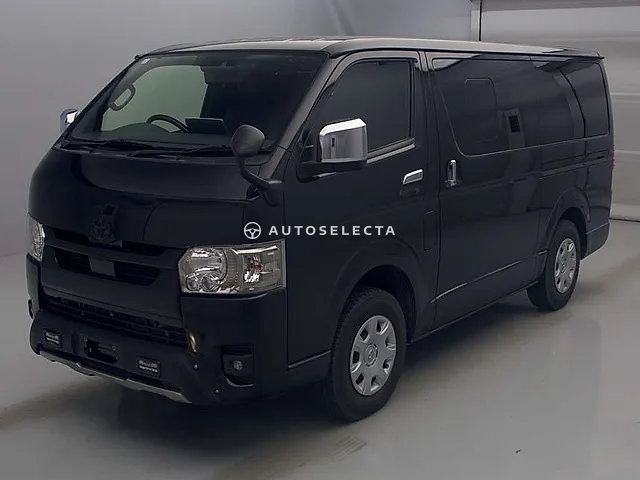 Toyota Hiace Van 2022, auction grade 4