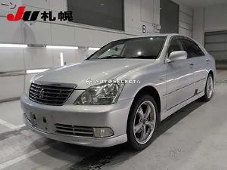 Toyota Crown 2004, photo 1 of 1