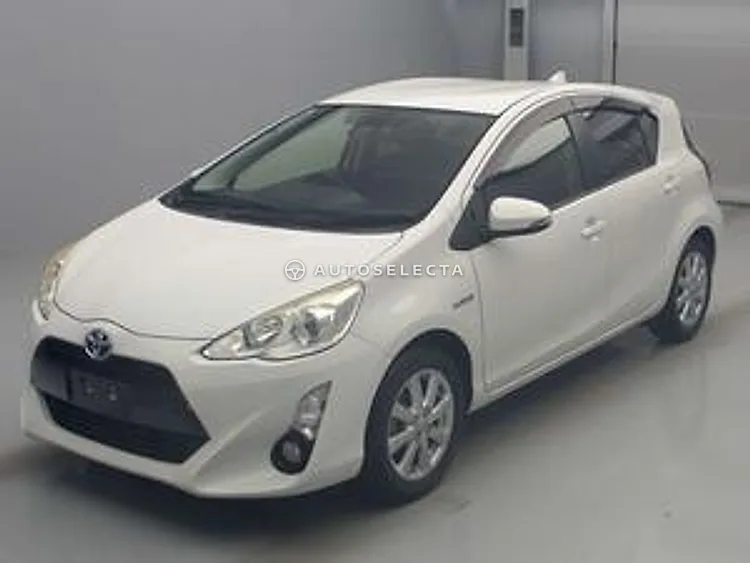 Toyota Aqua 2016, photo 1 of 1