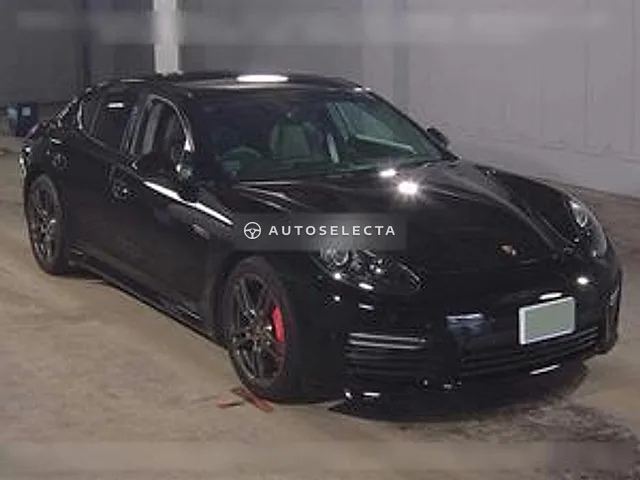 Porsche Panamera 2015, auction grade 4