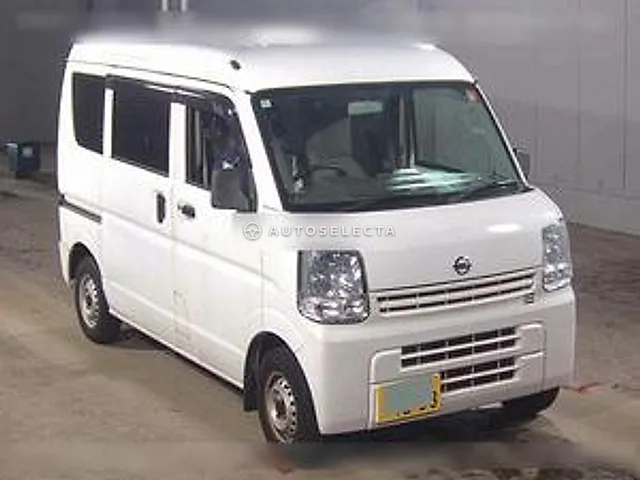 Nissan NV100 Clipper 2017, auction grade 3