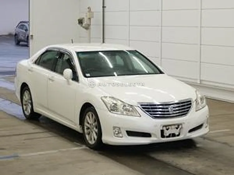 Toyota Crown 2009, photo 1 of 1