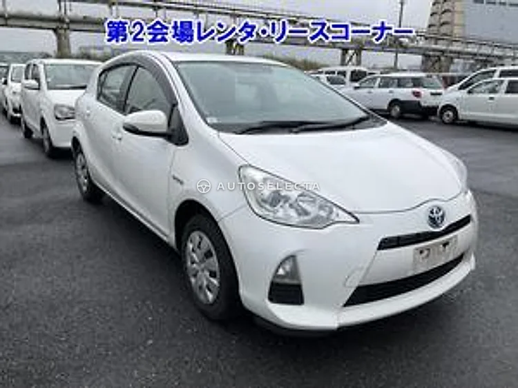 Toyota Aqua 2014, photo 1 of 1