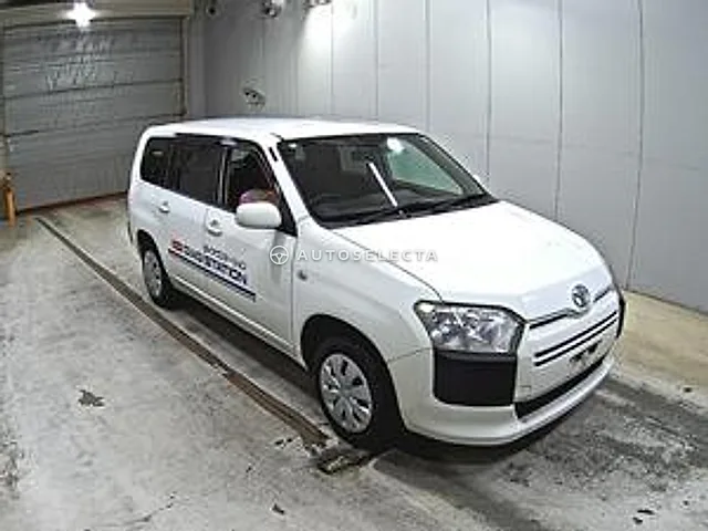Toyota Succeed Wagon 2018, auction grade R