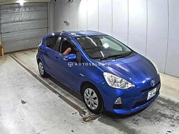 Toyota Aqua 2014, photo 1 of 1