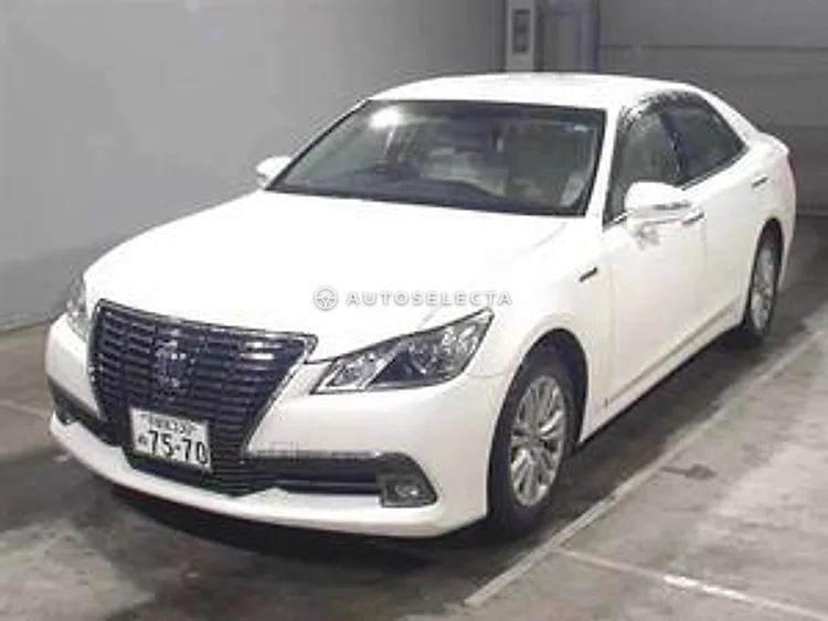 Toyota Crown 2013, photo 1 of 1