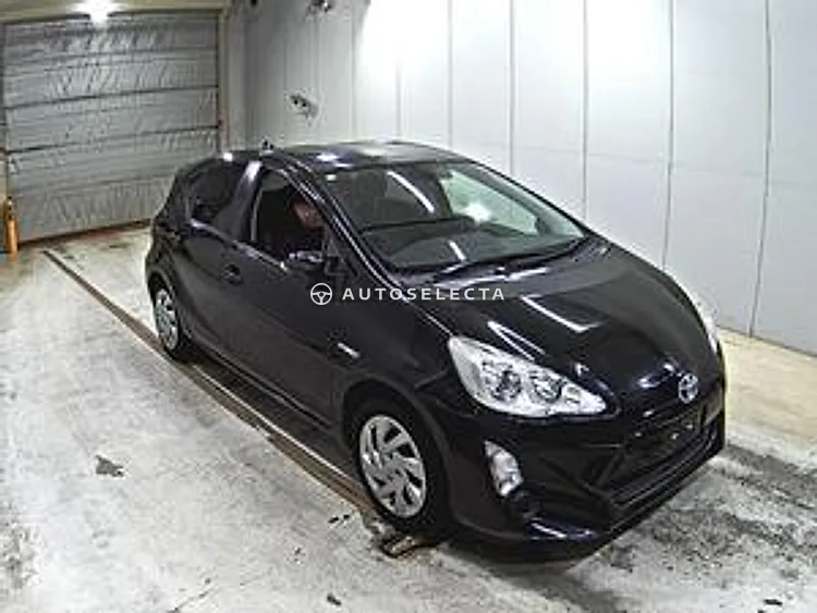 Toyota Aqua 2015, photo 1 of 1