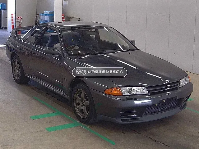 Nissan Skyline GT-R 1992, auction grade 4