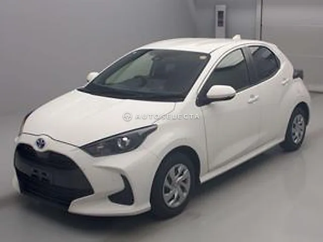 Toyota Yaris 2023, auction grade 3.5