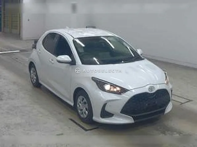 Toyota Yaris 2024, auction grade R