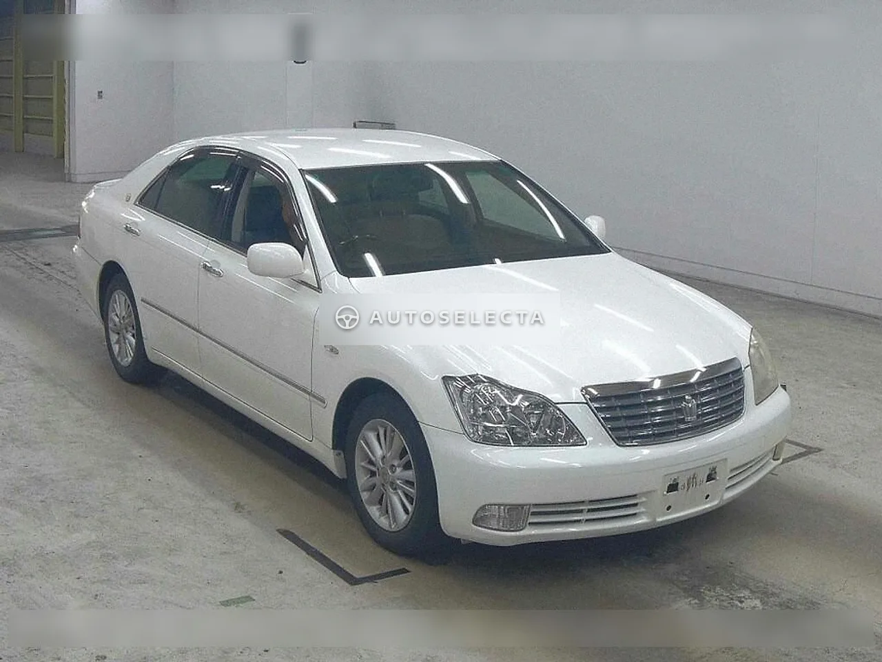 Toyota Crown 2005, photo 1 of 1