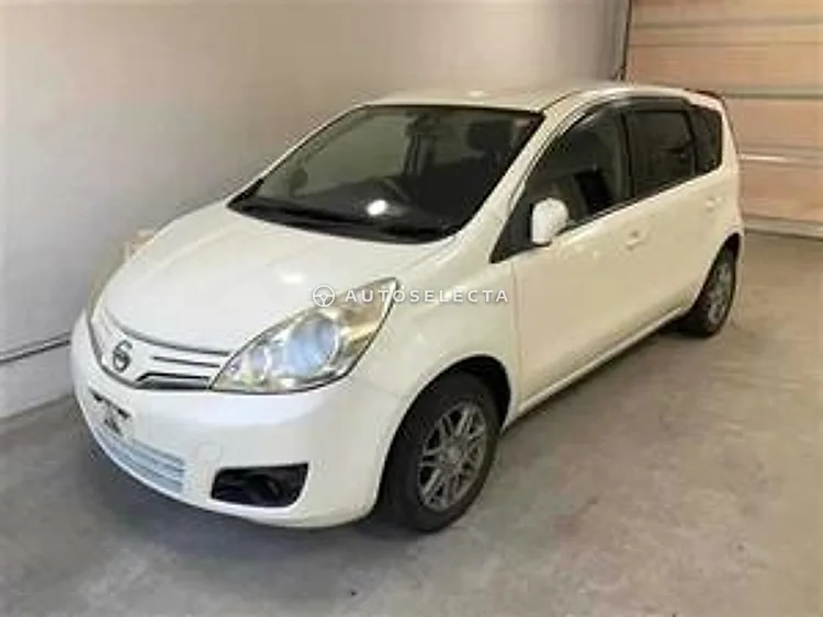 Nissan Note 2011, photo 1 of 1