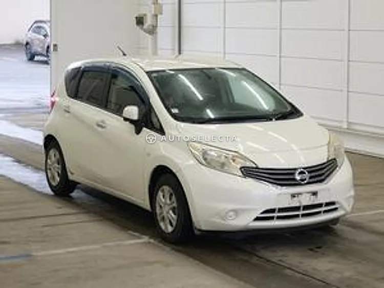 Nissan Note 2013, photo 1 of 1