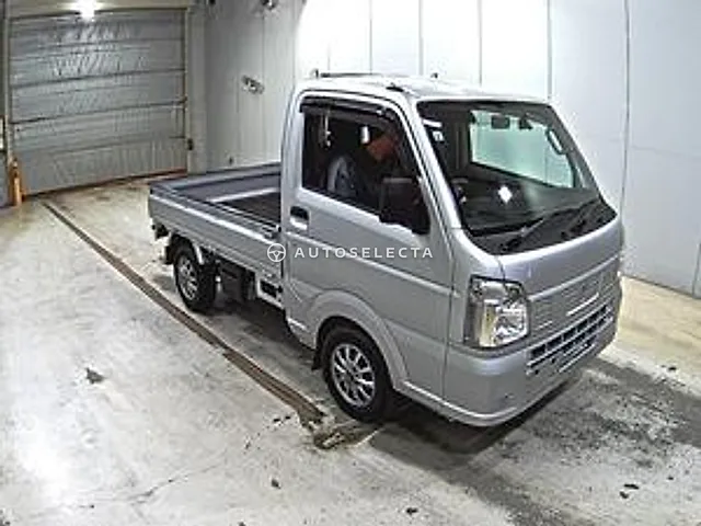 Nissan NT100 Clipper 2014, auction grade 3.5
