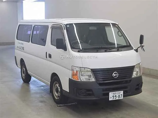 Nissan Caravan Wagon 2006, auction grade 3.5