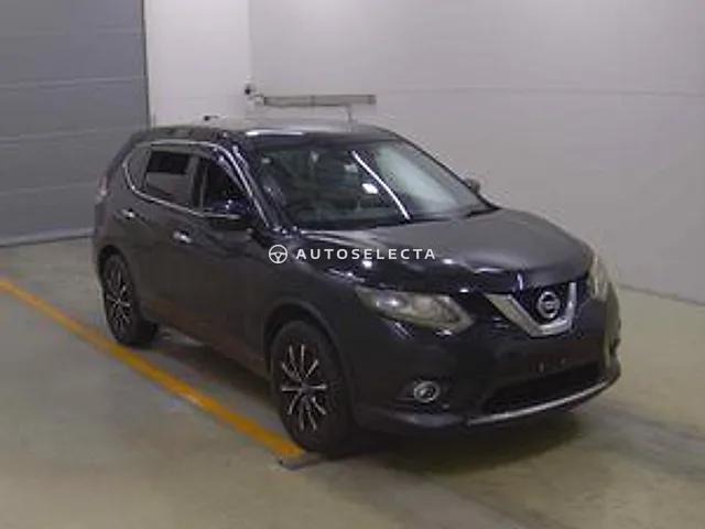 Nissan X-Trail 2015, auction grade R