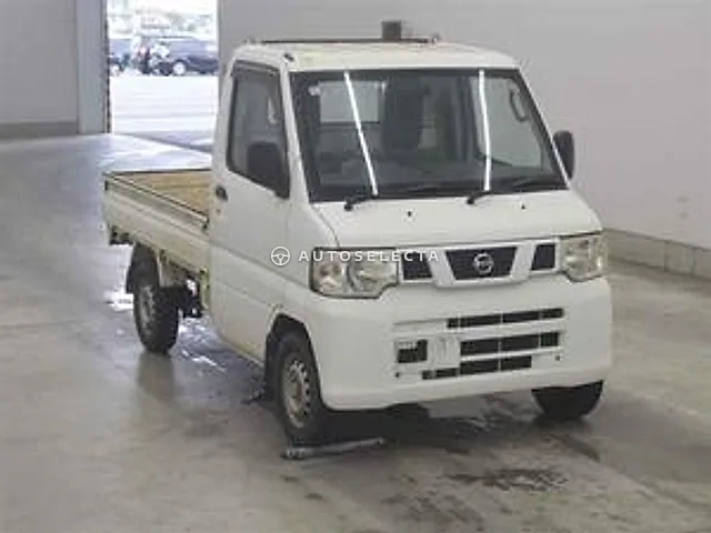 Nissan NT100 Clipper 2013, auction grade 3.5