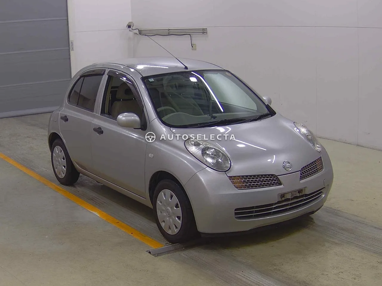 Nissan March 2004, photo 1 of 1