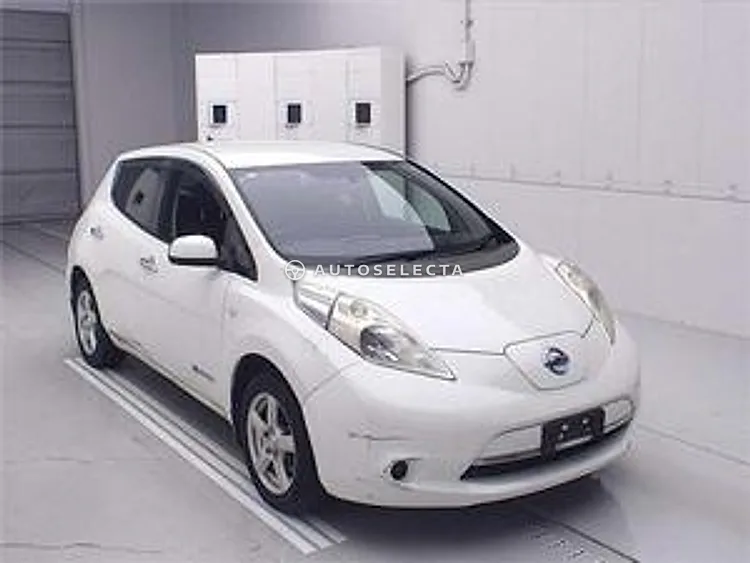 Nissan Leaf 2013, photo 1 of 1