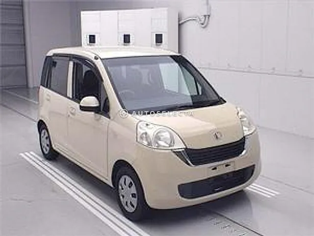 Honda Life 2010