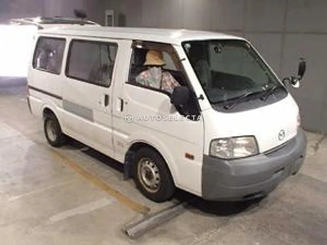 Mazda Bongo 2015, auction grade 3.5