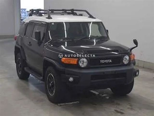 Toyota FJ Cruiser 2015, auction grade 3.5