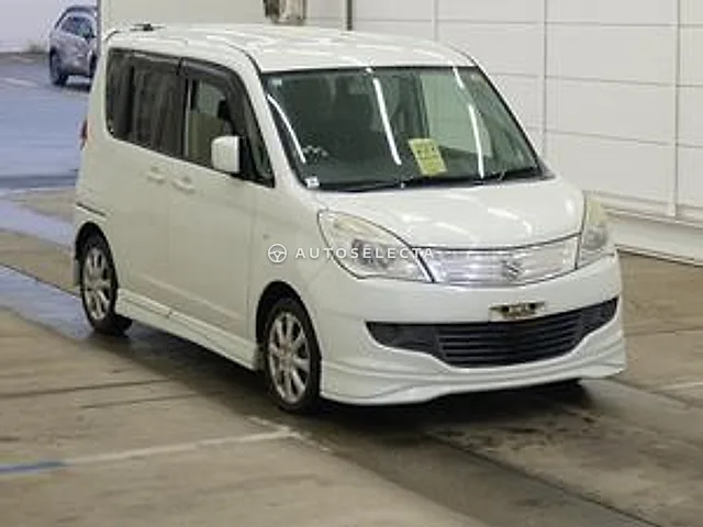 Suzuki Solio 2013, auction grade RA