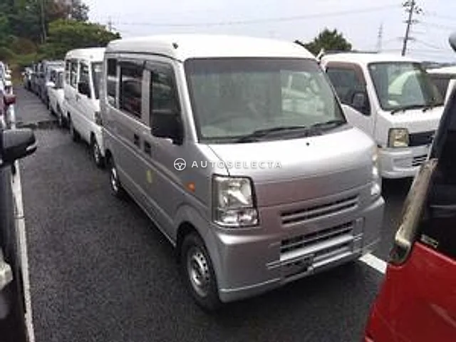 Suzuki Every Van 2011, auction grade 3.5