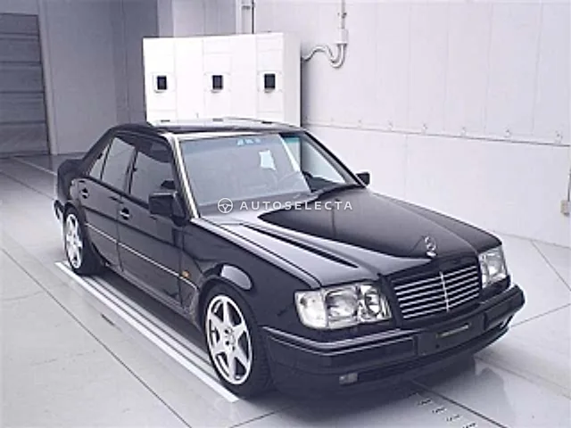 Mercedes-Benz AMG E-Class 1995, auction grade 3.5