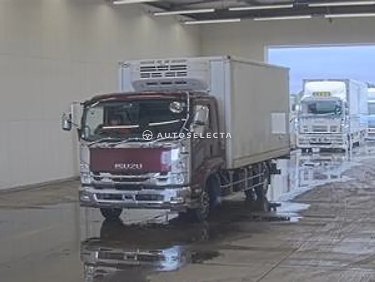 Isuzu Forward 2015, photo 1 of 1
