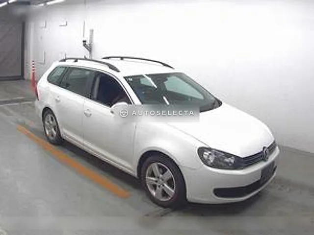 Volkswagen Golf Variant 2013, auction grade 4