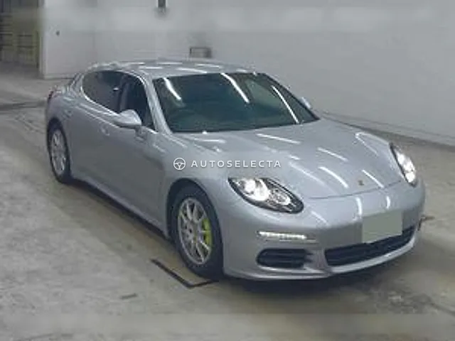 Porsche Panamera 2015, auction grade 4