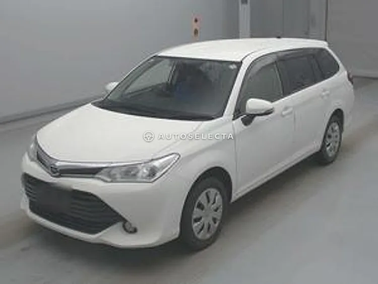 Toyota Corolla Fielder 2017, photo 1 of 1