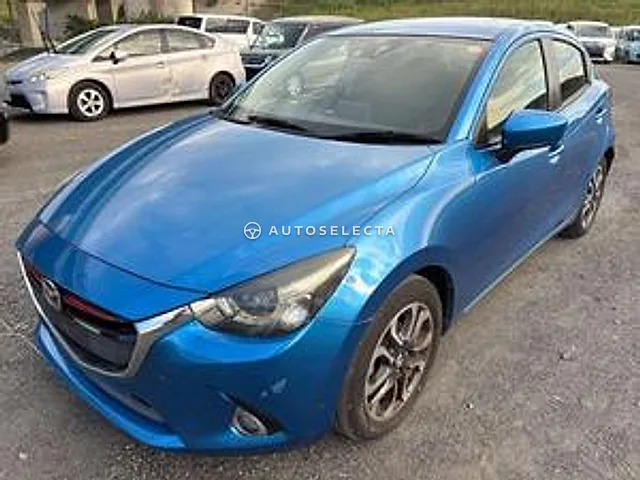Mazda Demio 2014, auction grade R