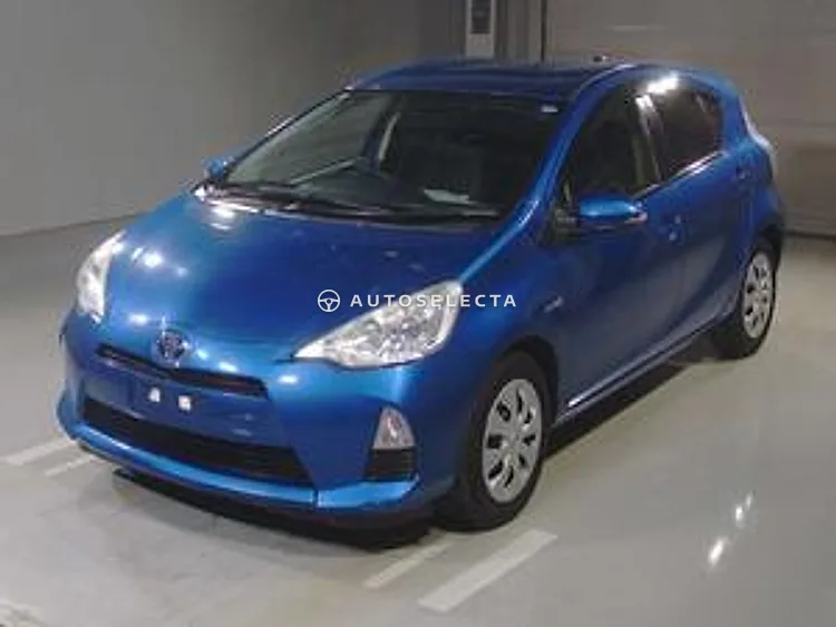 Toyota Aqua 2012, photo 1 of 1