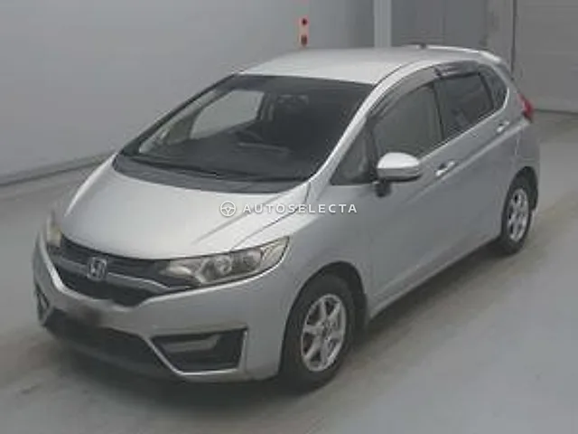 Honda Fit 2013, auction grade 3.5