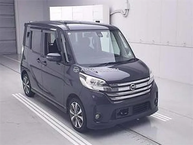 Nissan Dayz Roox 2015, auction grade 4