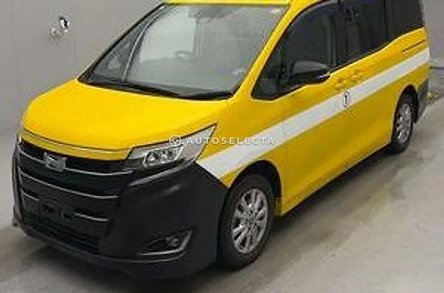 Toyota Noah 2019, auction grade R