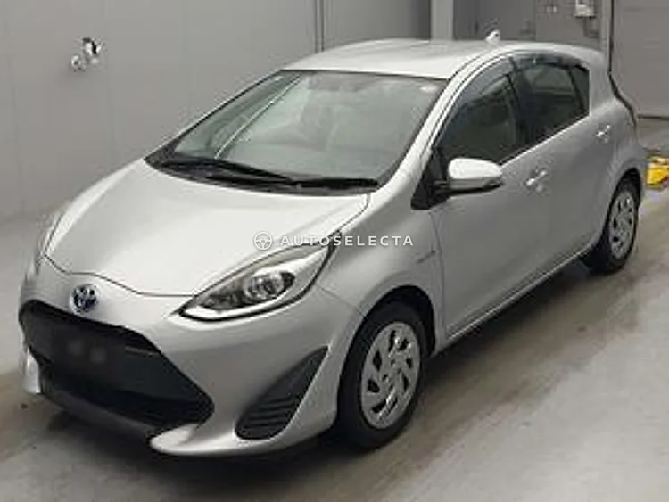 Toyota Aqua 2017, photo 1 of 1
