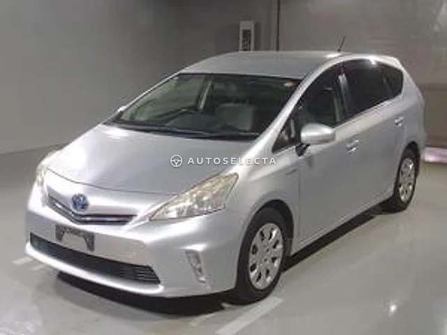Toyota Prius Alpha 2011, auction grade 3.5