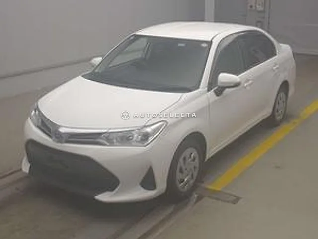 Toyota Corolla Axio 2021, auction grade 4.5
