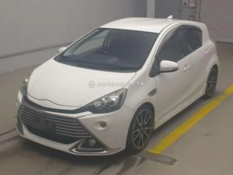 Toyota Aqua 2014, photo 1 of 1
