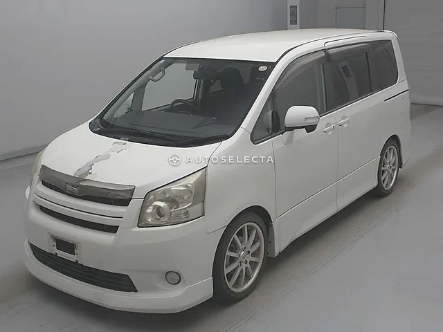 Toyota Noah 2009, auction grade 3.5