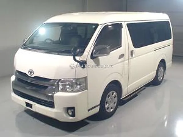 Toyota Hiace Wagon 2015, auction grade 3
