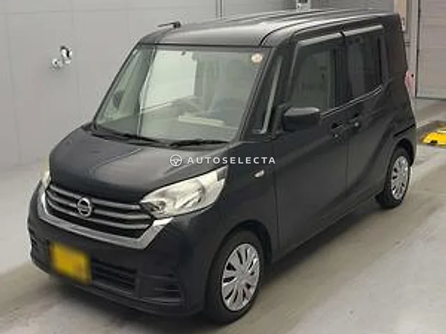 Nissan Dayz Roox 2019, auction grade 4.5