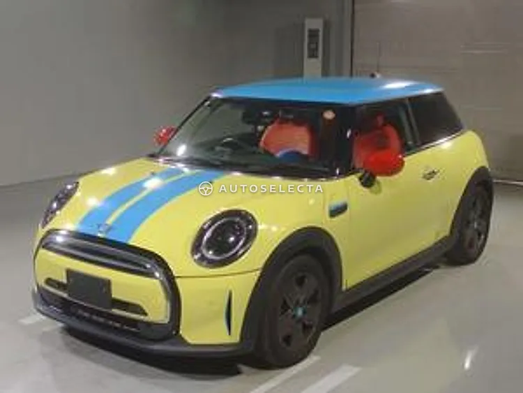 MINI 2022, photo 1 of 2